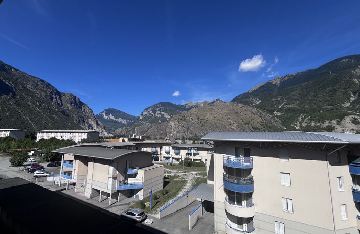 SAINT JEAN DE MAURIENNE A proximité immédiate des commerces — photo 2