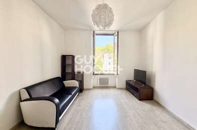 Appartement 2 pièces 741 €