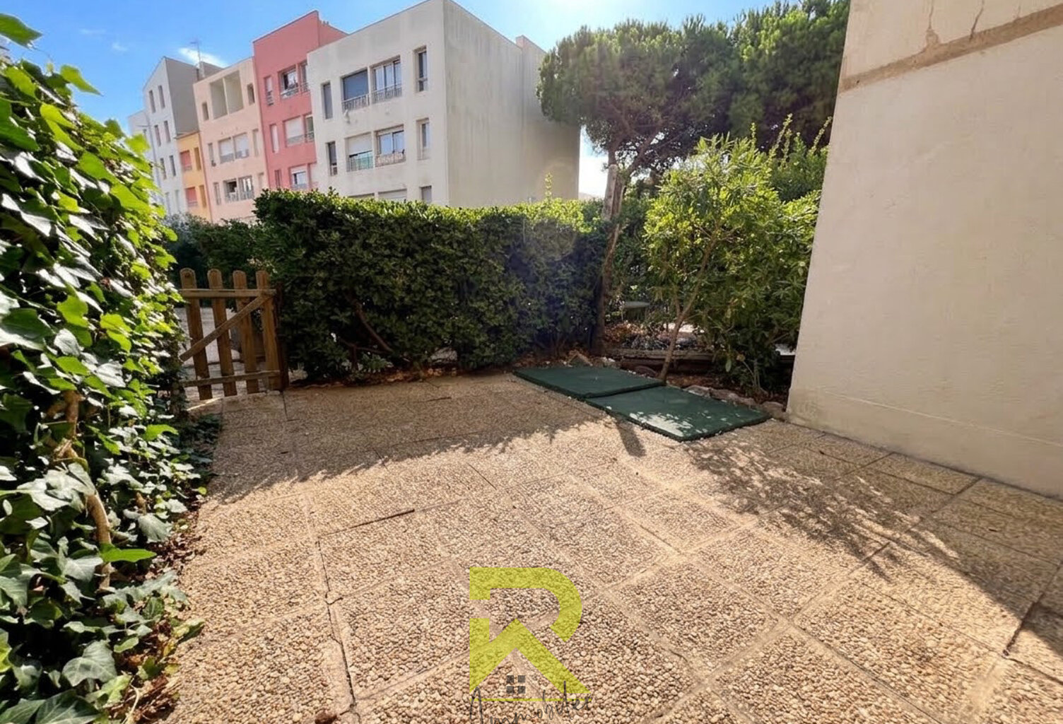 LE CAP D'AGDE-GRAND STUDIO CABINE EN REZ-DE-TERRASSE — photo 1