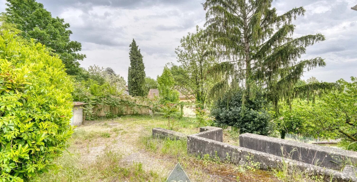 MONTLUEL - VILLE HAUTE - À VISITER SANS TARDER – TERRAIN CONSTRUCTIBLE 578 m² – VUE DÉGAGÉE – SECTEUR PREMIUM – LIBRE CONSTRUCTEUR — photo 1