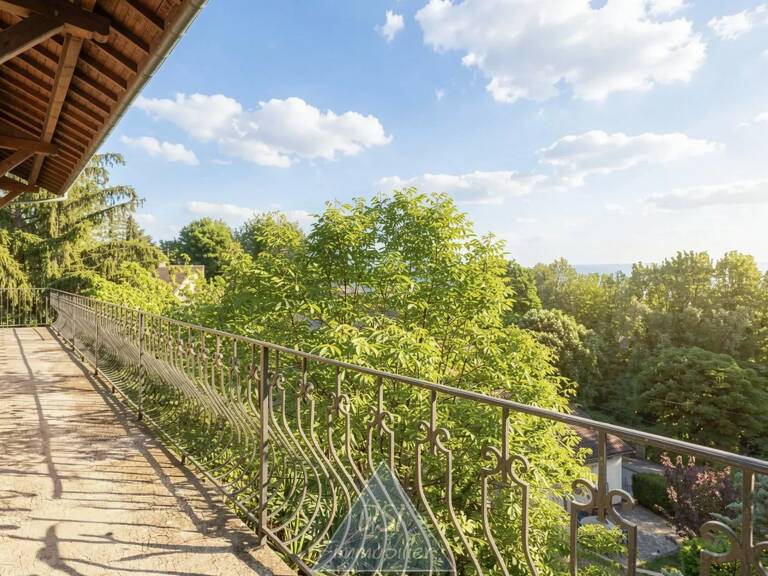 Montluel – Ville Haute -- Appartement T4 à vendre 93,17 m2 habitable – Vue exceptionnelle – 2 stationnements — photo 1