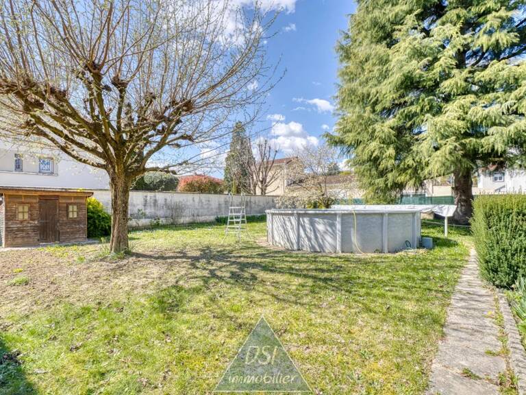 BEYNOST   TERRAIN CONSTRUCTIBLE 502 m² – ENVIRONNEMENT CALME – SECTEUR RECHERCHÉ – LIBRE CONSTRUCTEUR – PLAT – SANS VIS A VIS   — photo 1