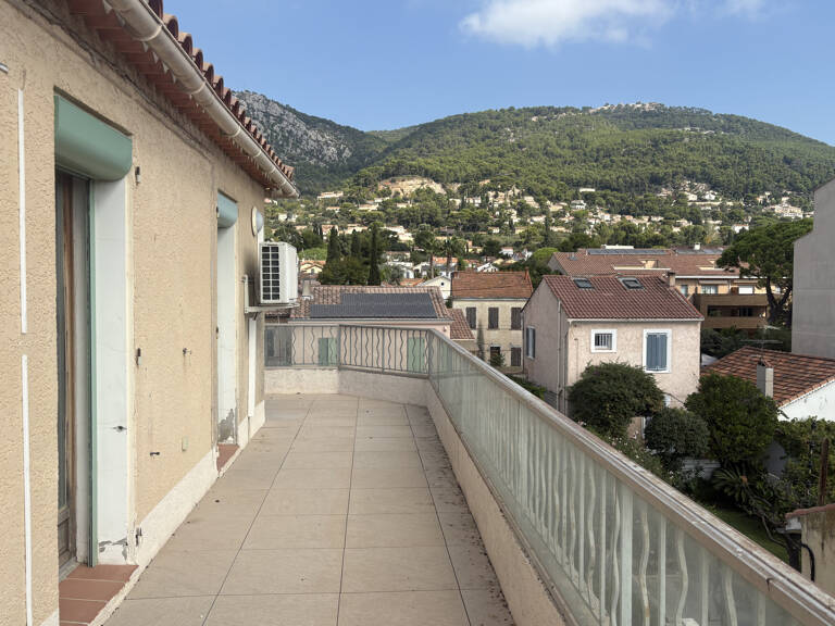 TOULON - BRUNET: Incroyable appartement T4 de112 m2 en derni — photo 1