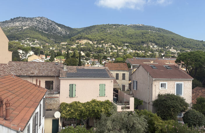 TOULON - BRUNET: Incroyable appartement T4 de112 m2 en derni — photo 2