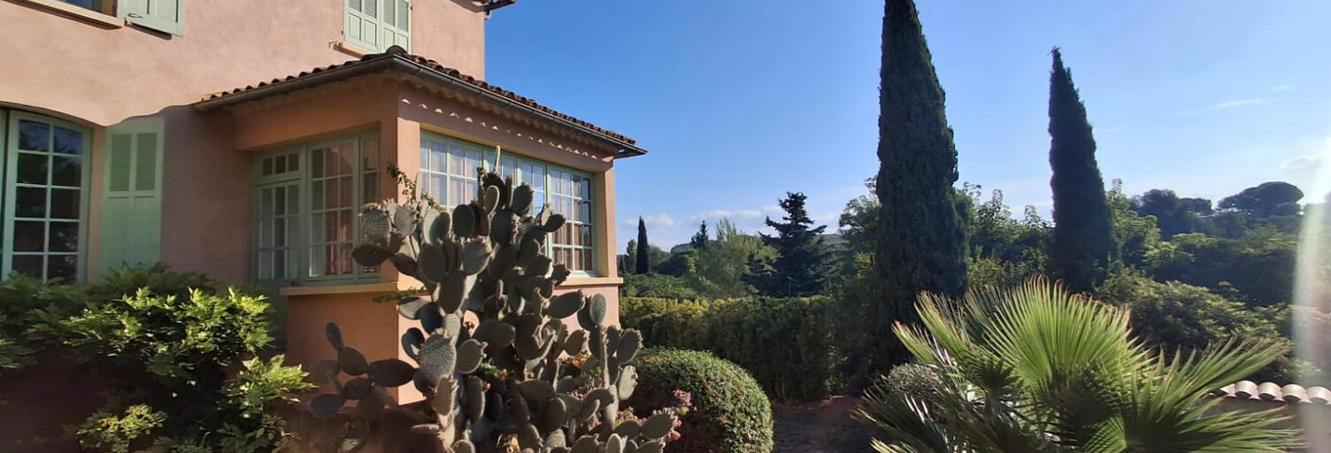 Maison 9 Pièces 214 m² à vendre à La Ciotat (13600)
