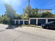 Garage Laragne Monteglin 1 pièce(s) — photo 2