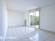 À vendre : Bel appartement en rez-de-jardin, avec places de parking dans une résidence calme sécurisée — photo 3