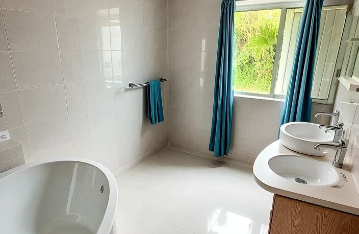 Vente Maison/villa 10 pièces — photo 4