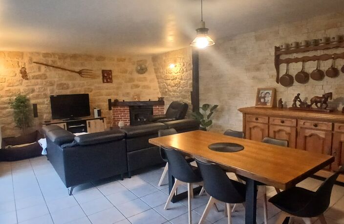 Vente Maison/villa 6 pièces — photo 2