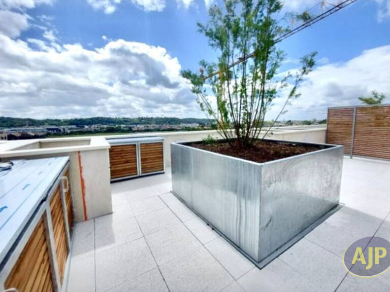 BORDEAUX, VUE GARONNE Appartement T3 — photo 1