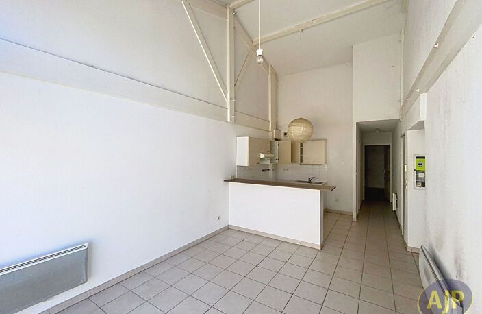 Appartement Bordeaux 3 pièces 56.90 m2 — photo 3