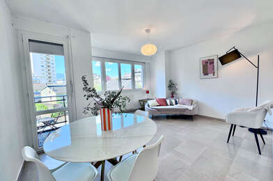 Appartement 2 pièces 1120 €
