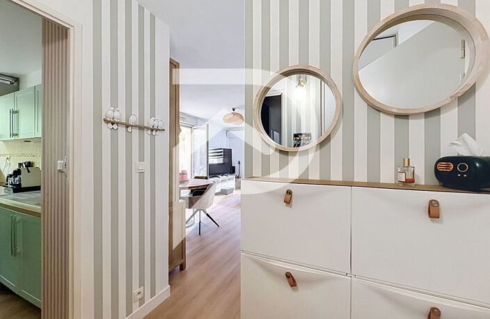 HYPER CENTRE - APPARTEMENT T3 AVEC JARDIN DE PLUS DE 250 M² — photo 4