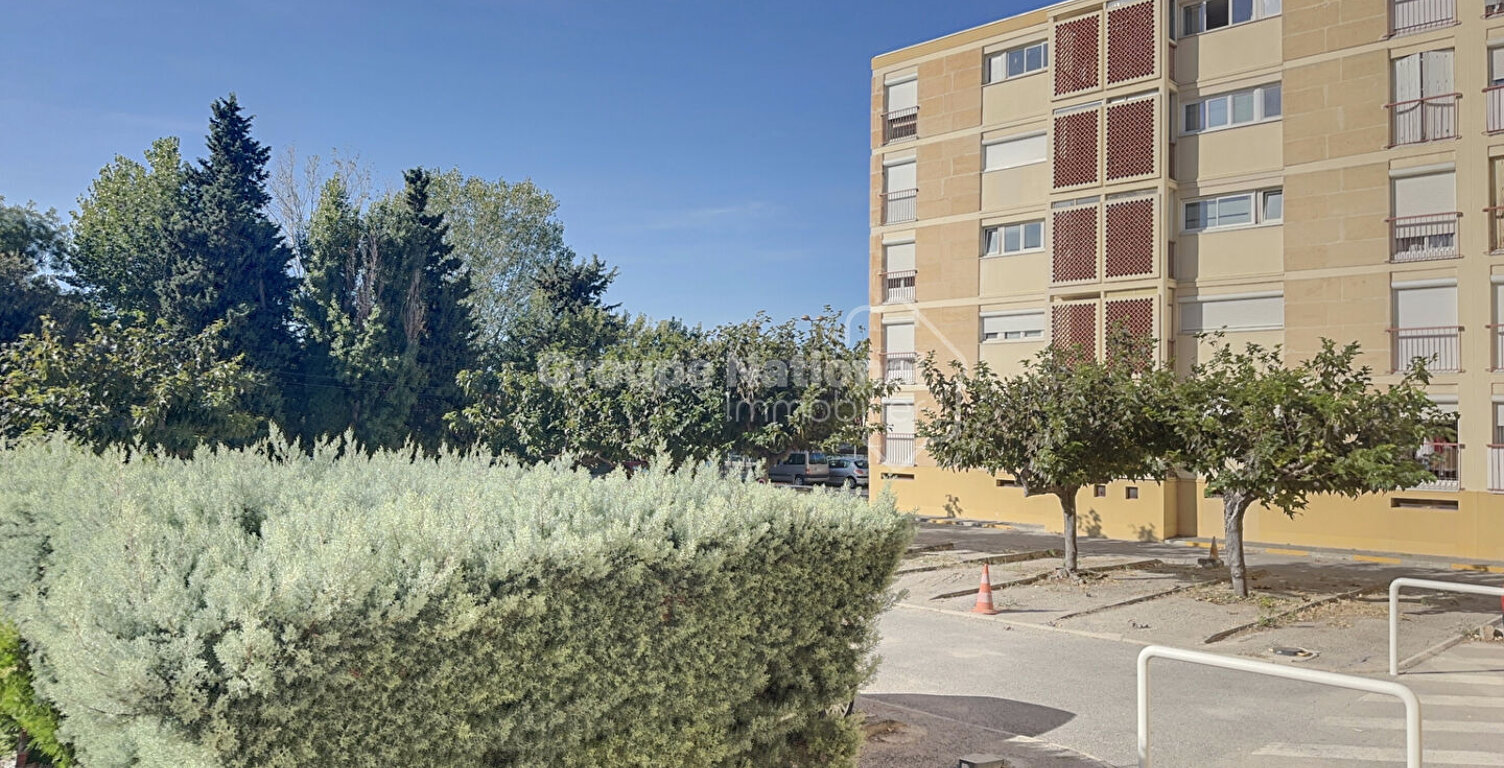 Rognac, Appartement de type 3 avec cave privative — photo 1