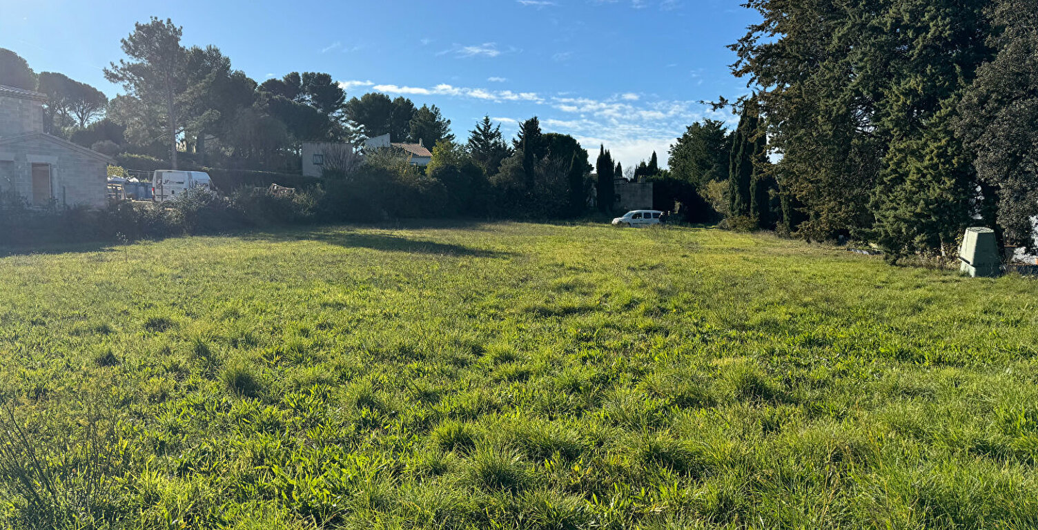 Terrain LES MILLES 1100m² viabilisé — photo 1