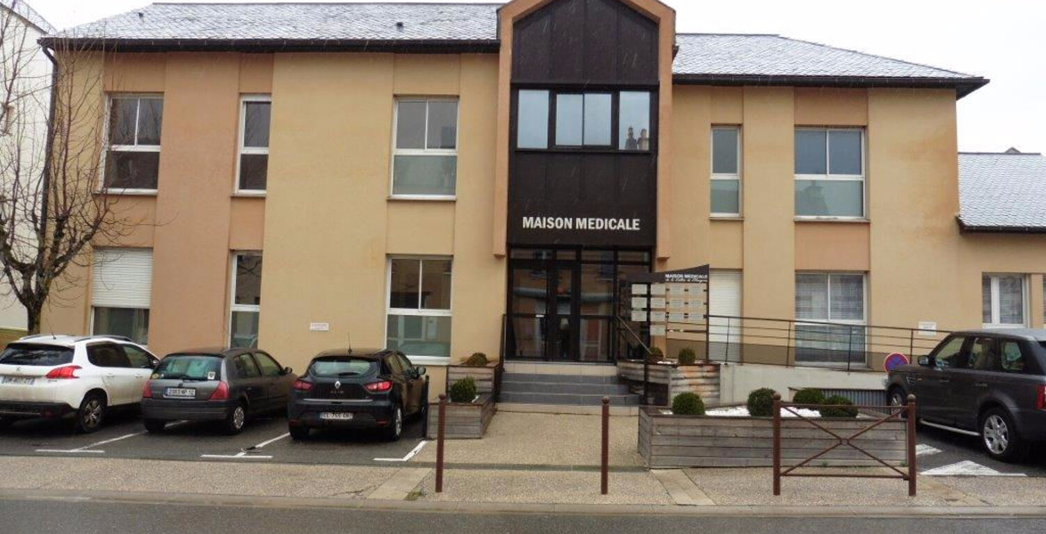 LAISSAC : Local situé dans une Maison Médicale. — photo 1