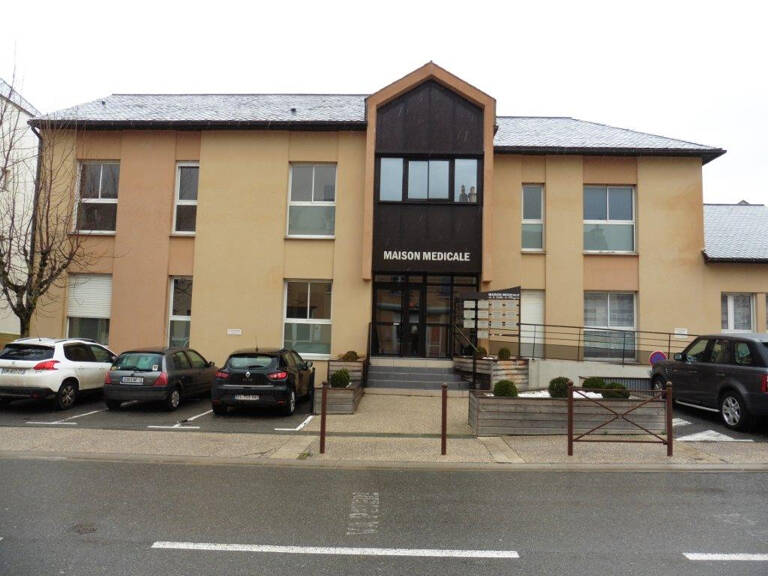 LAISSAC : Local situé dans la Maison Médicale — photo 1