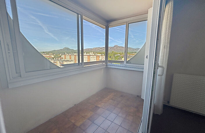 Appartement Aubagne La malouniere, 4 pièces 89 m2 — photo 2