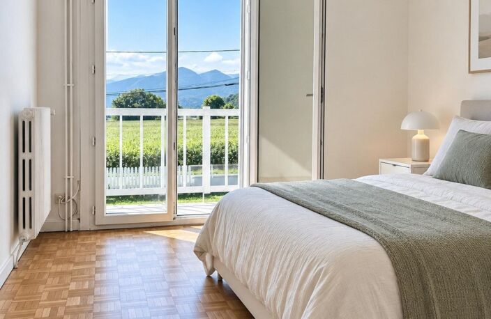 MAISON FAMILIALE AVEC VUE PYRENEES - VALLEE D'ASPE — photo 4