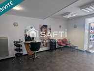 SALON DE COIFFURE DE 90 M² ENTRE SAINT JEAN D'ANGELY ET COGNAC — photo 2