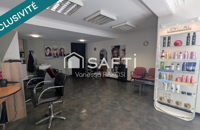 SALON DE COIFFURE DE 90 M² ENTRE SAINT JEAN D'ANGELY ET COGNAC — photo 3