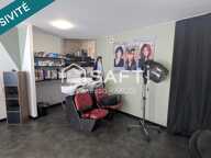 SALON DE COIFFURE DE 90 M² ENTRE SAINT JEAN D'ANGELY ET COGNAC — photo 4