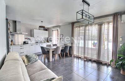 Septèmes-Les-Vallons, Appartement T3 d'environ 70 m2 avec terrasse et 2 stationnements privatif — photo du bien