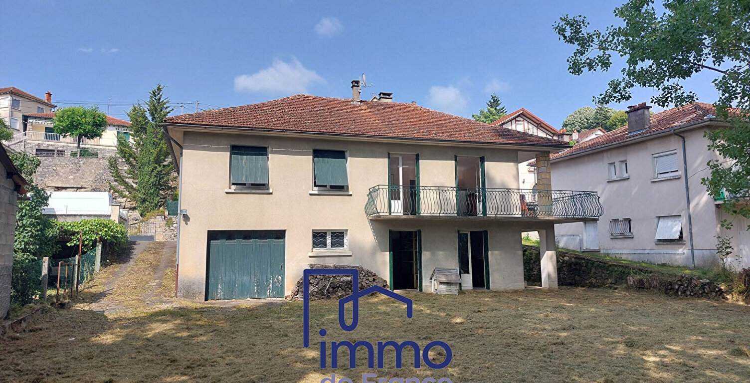 Maison familiale de 127 m² avec 6 chambres et jardin clos — photo 1