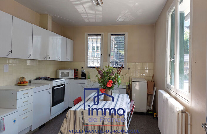 Maison familiale de 127 m² avec 6 chambres et jardin clos — photo 2