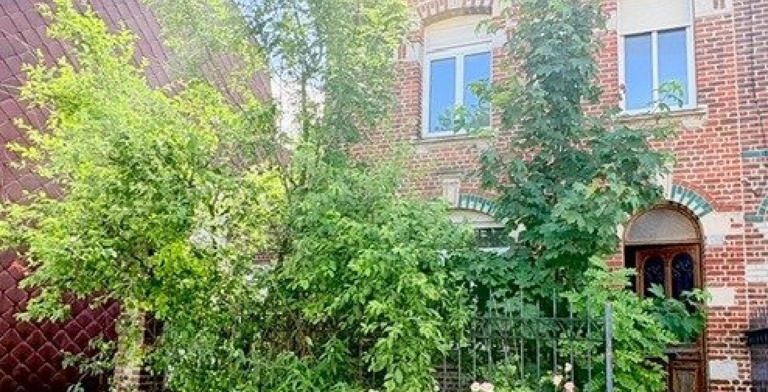 À VENDRE  VALENCIENNES  AVENUE DE LIÈGE GARAGE6 CHAMBRES — photo 1