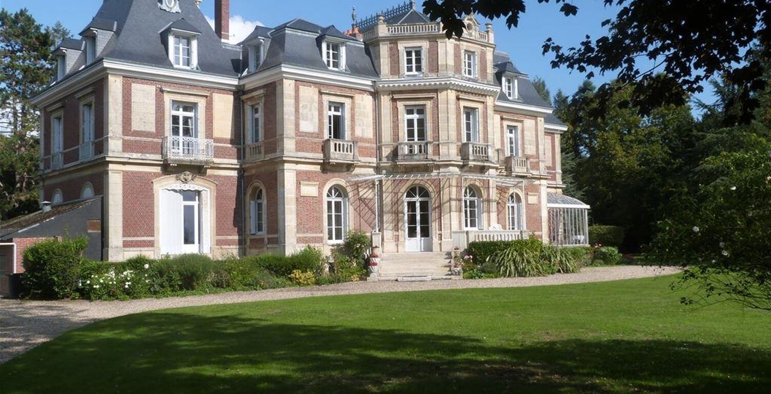 Château - 850m² - Hénouville — photo 1