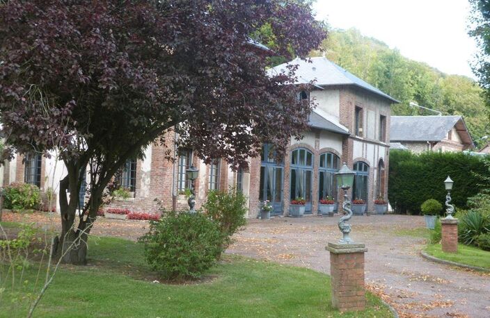 Château - 850m² - Hénouville — photo 2