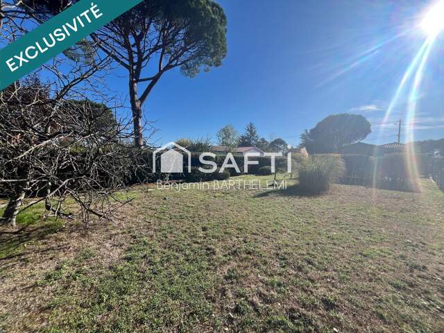 Terrain 800 m2 constructible sur Vayres — photo du bien