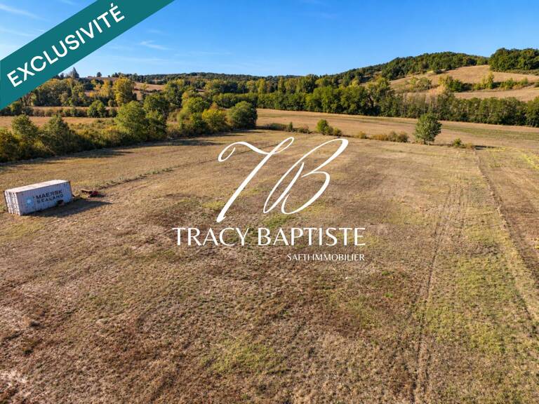 Terrain plat  1 277 m² constructibles  Plus de 6 200 m² au total  Absence d'emprise au sol  Vue vallée et coteaux  Environnement calme et verdoyant — photo 1