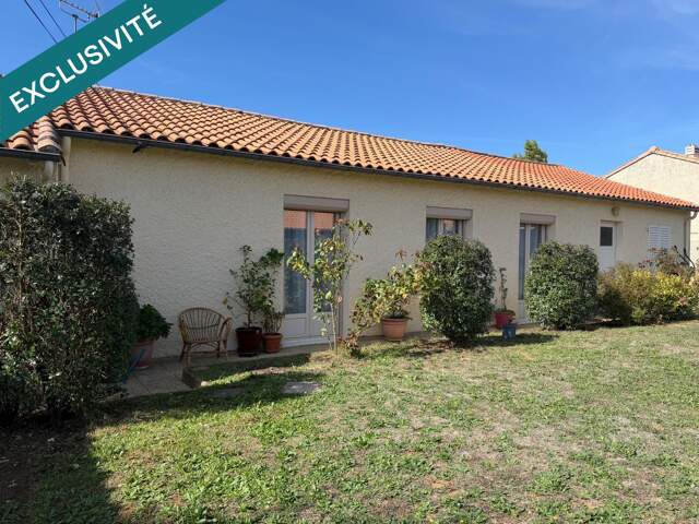 Pavillon de plain pied 3ch, garage et jardin — photo du bien