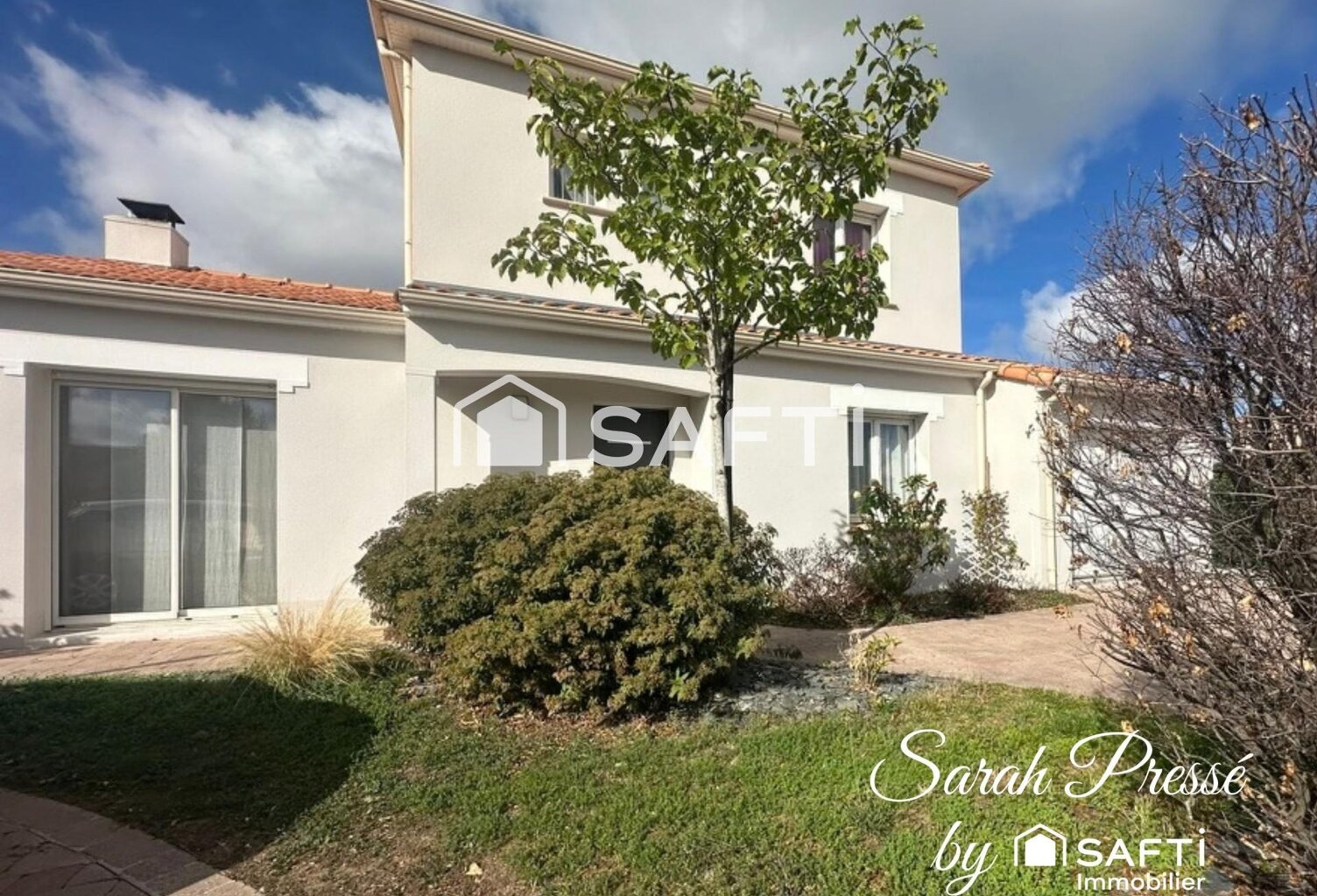Maison familiale avec vie de plain-pied, véranda et jardin  Le Loroux-Bottereau — photo 1