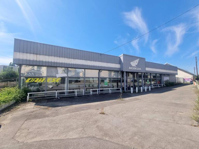 750 m² d'opportunités au cœur de Besançon — photo 1