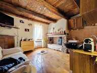 Charmante maison de village avec cheminée au cœur de Saint-Étienne-Estréchoux  Idéal premier achat ou pied-à-terre — photo 4