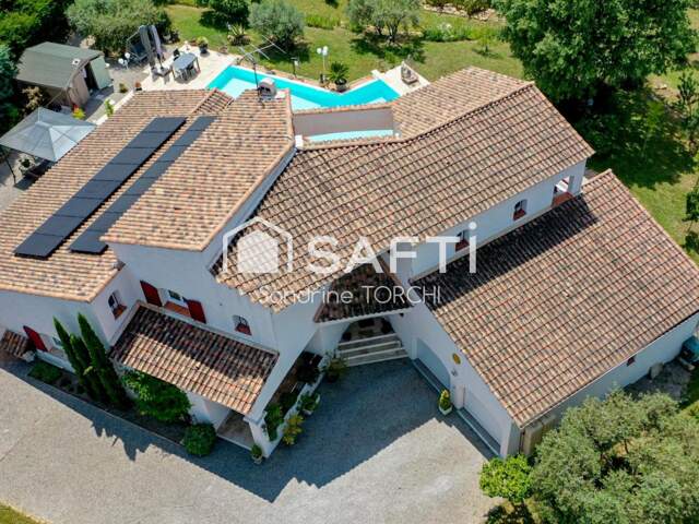 VILLA 206 M²- PISCINE À DÉBORDEMENT-TERRAIN 4130M² — photo du bien