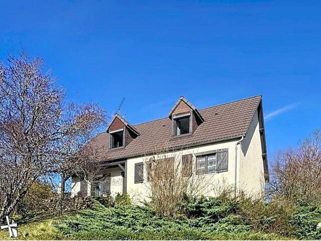 Pavillon familial vue imprenable sur la vallée — photo du bien