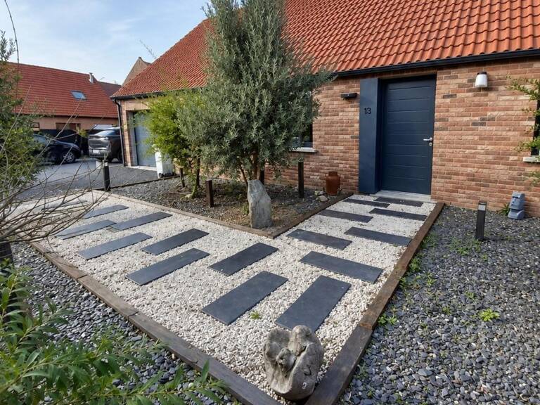 Maison de plain pied avec piscine — photo 1