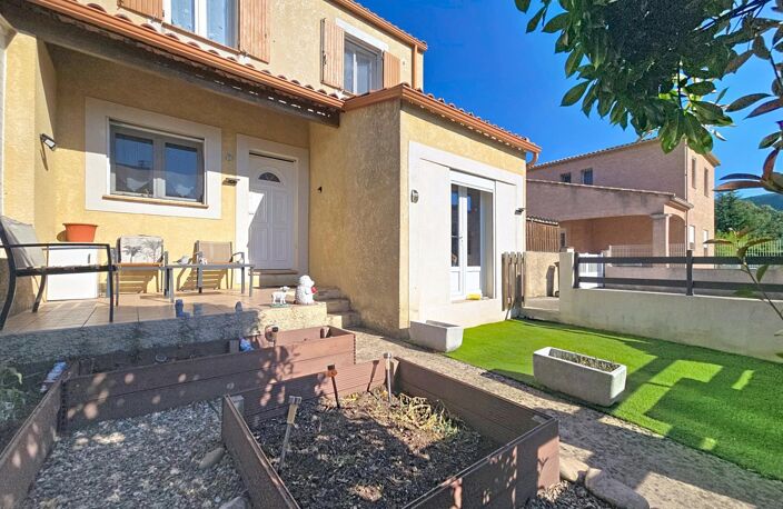 Une agréable villa familiale avec bel espace de vie, extérieur et stationnements privatifs dans un quartier recherché d'Hérépian. — photo 2