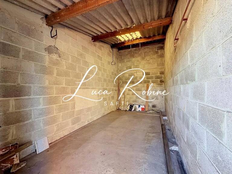 GARAGE — photo 1