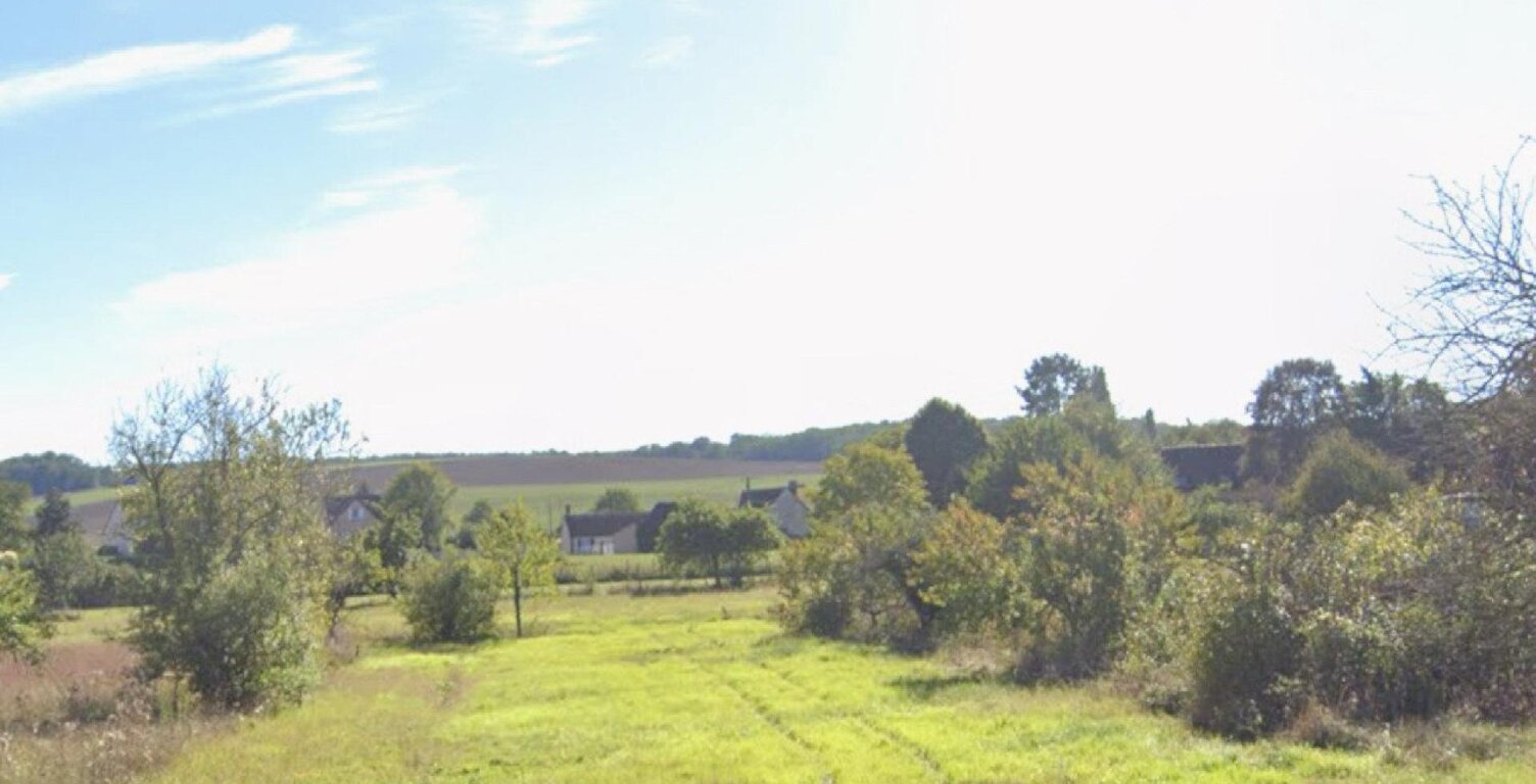 Terrain viabilisé de 920 m² proche de Sens — photo 1