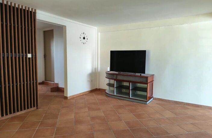 À LOUER – Superbe T3 de plain-pied  au Robert — photo 4