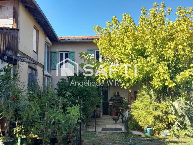 Description de cette maison de 225 m² avec jardin — photo 1