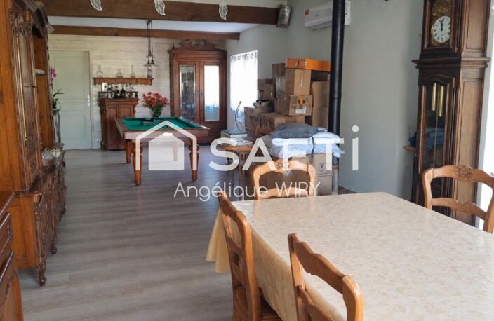 Description de cette maison de 225 m² avec jardin — photo 3