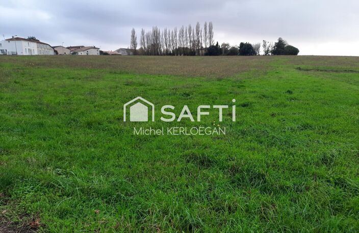 vaste terrain de plus de 1,5 hectare — photo 2