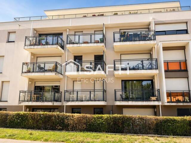 RENNES - Rue de Chateaugiron : T3 lumineux avec deux balcons, résidence sécurisée avec ascenseur — photo du bien