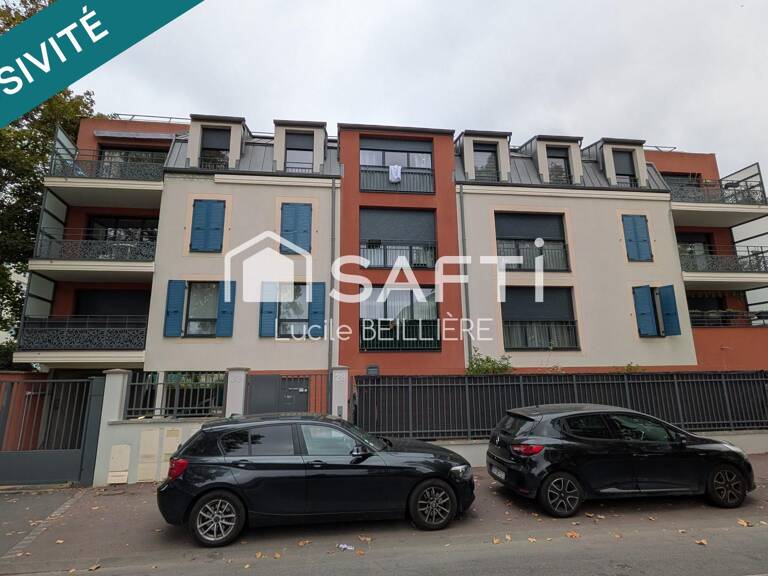 A Montfermeil 93370  Appartement de 80M2, T4, 3 chambres, une terrasse de 10m2,  2 PLACES PARKINGS INTERIEURES — photo 1